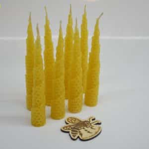 4.gab tītas bišu vaska sveces 10 cm x 2.5 cm (Ziemassvētku eglītes)